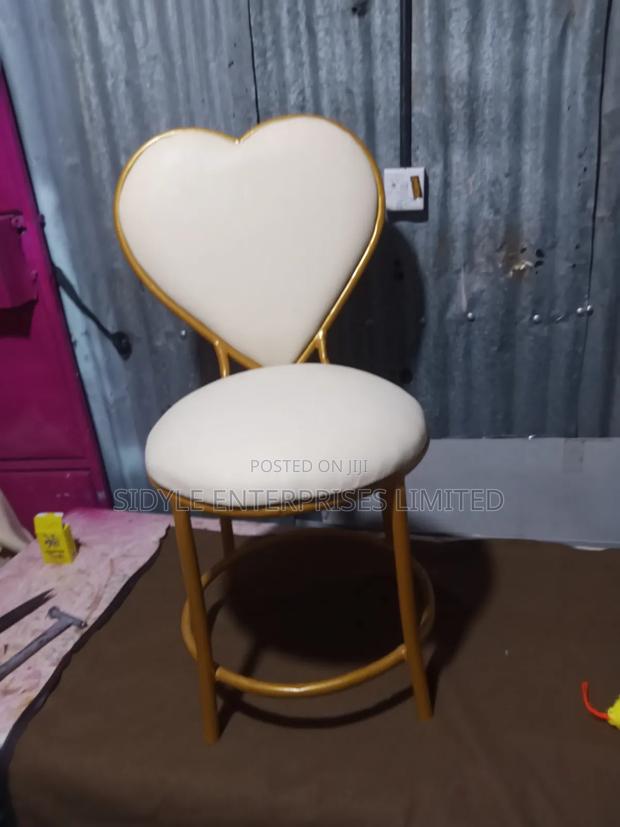 White Love Seat