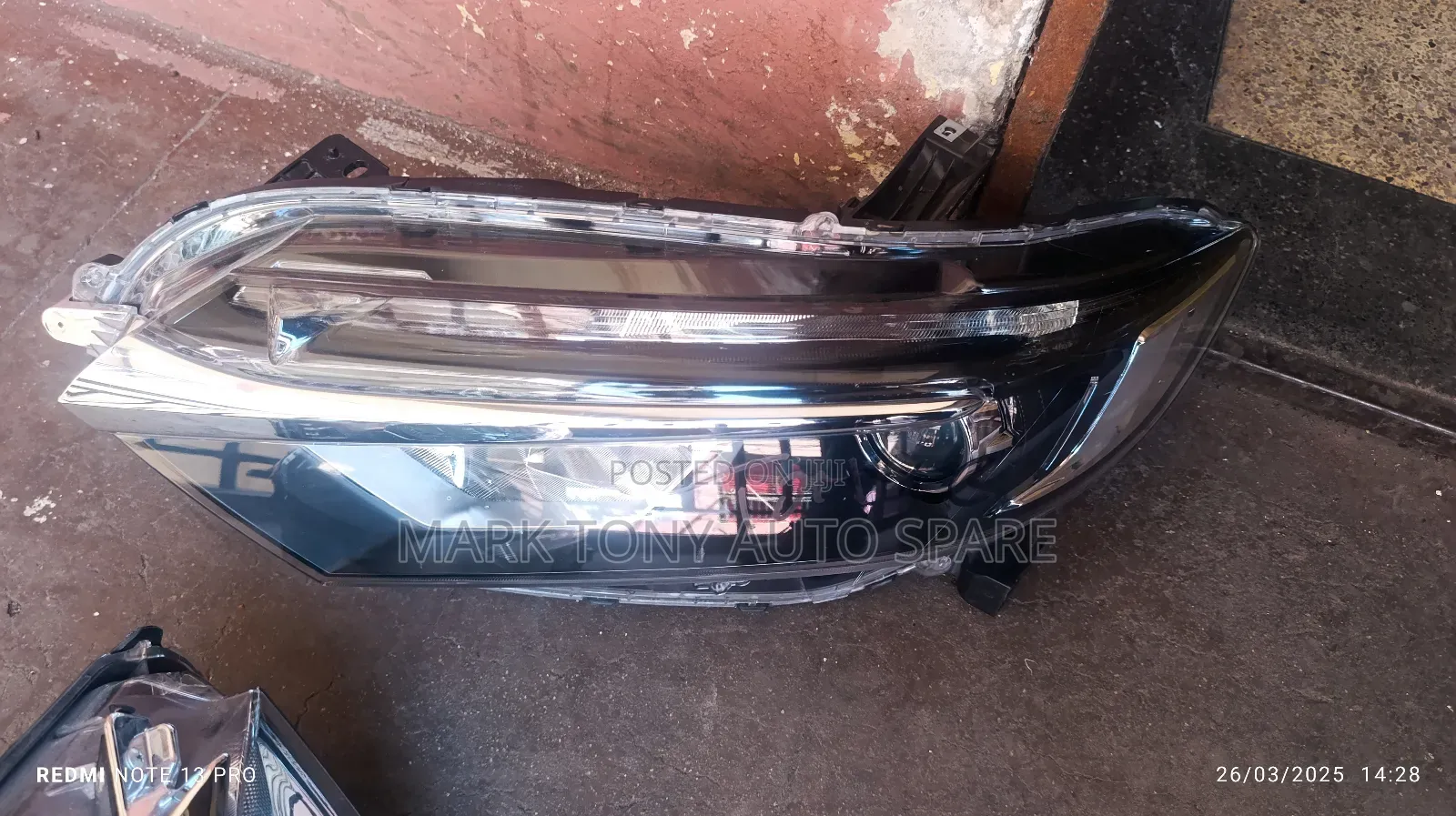 Honda Fit Shuttle 2018 Non Zenon Headlight