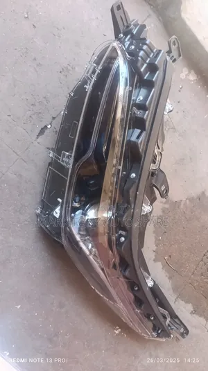 Toyota Fortuner 2020 Headlight Zenon