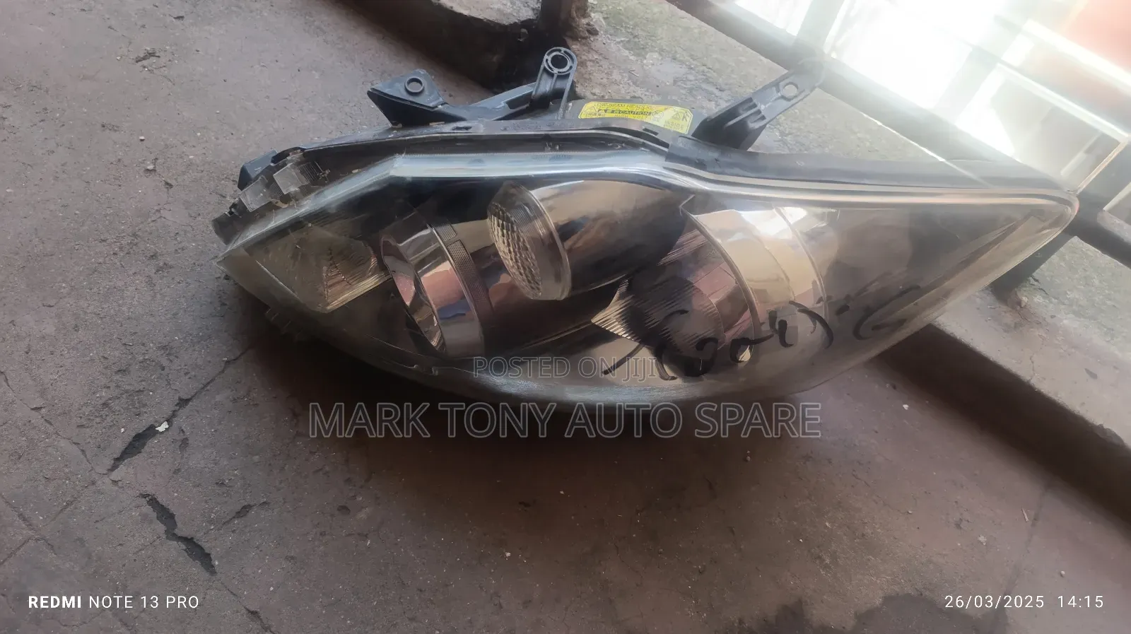 Toyota Auris 2011 Model Zenon 