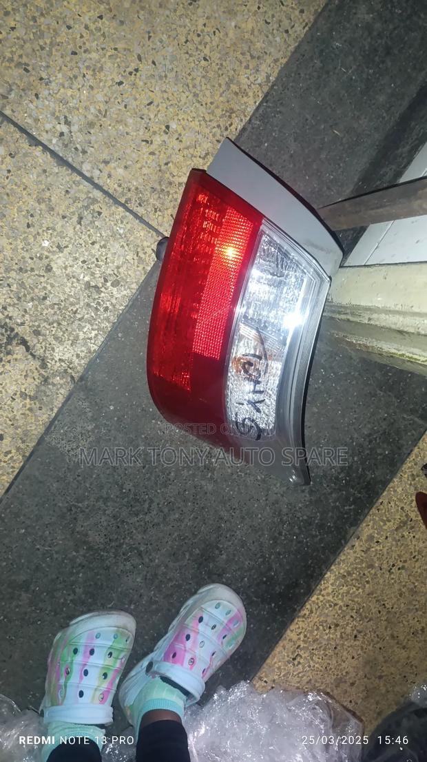 Toyota Primio 2012 Backlight Right