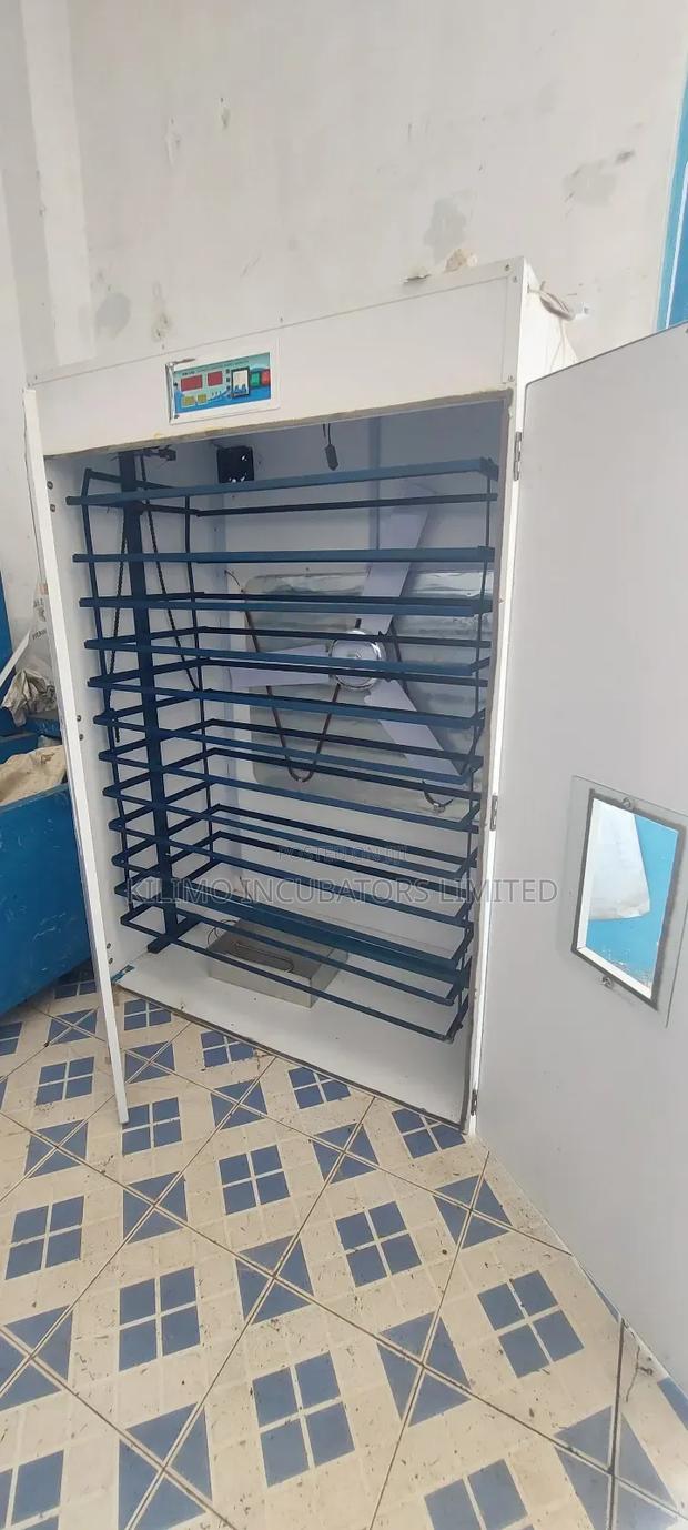 5280 Eggs Incubator - thumbnail 9