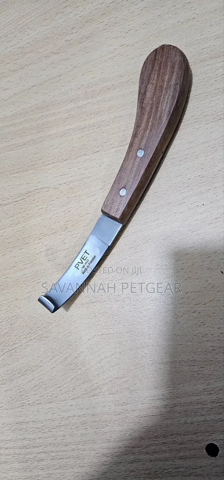 Hoof Knife With Ergonomic Handle