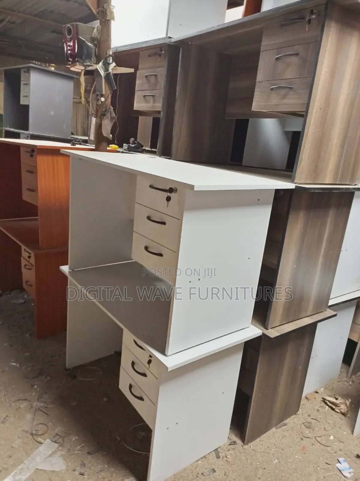 Office Table/Strdy Table