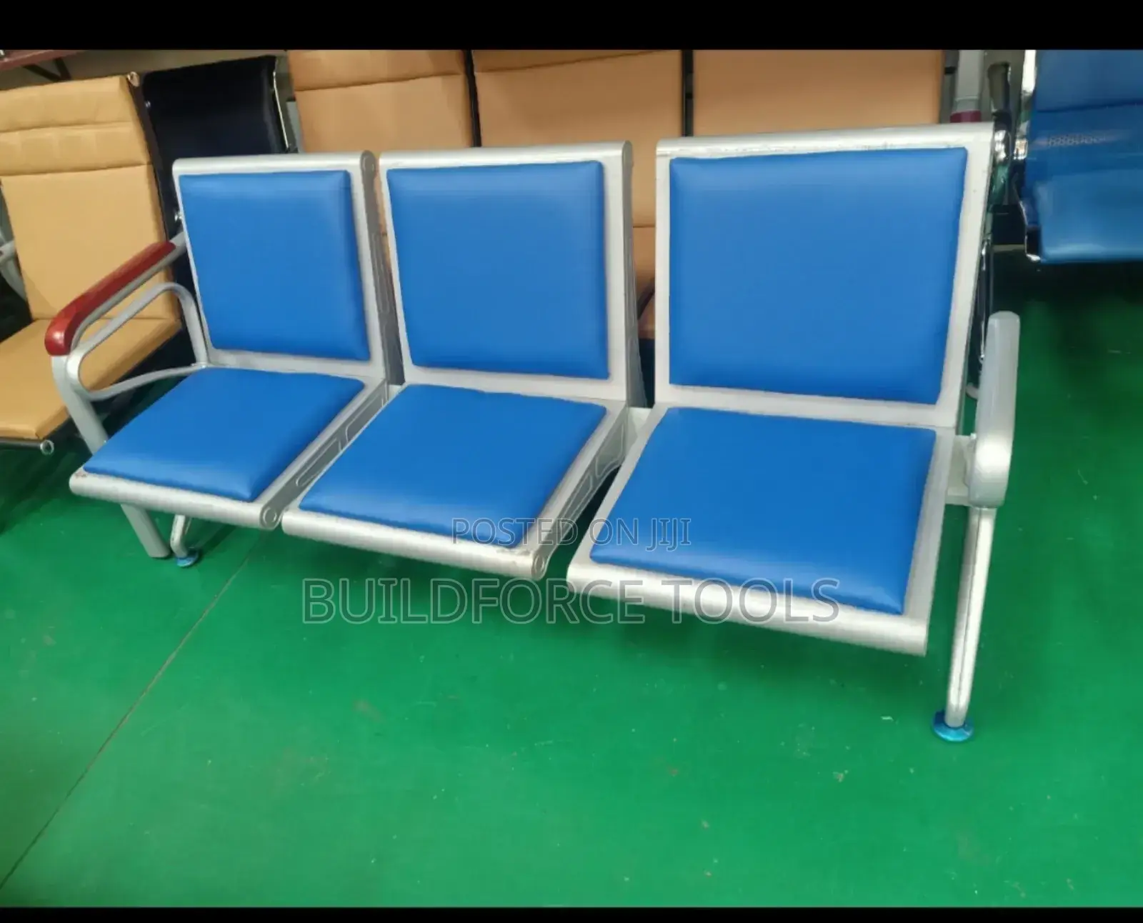 Linked Chair