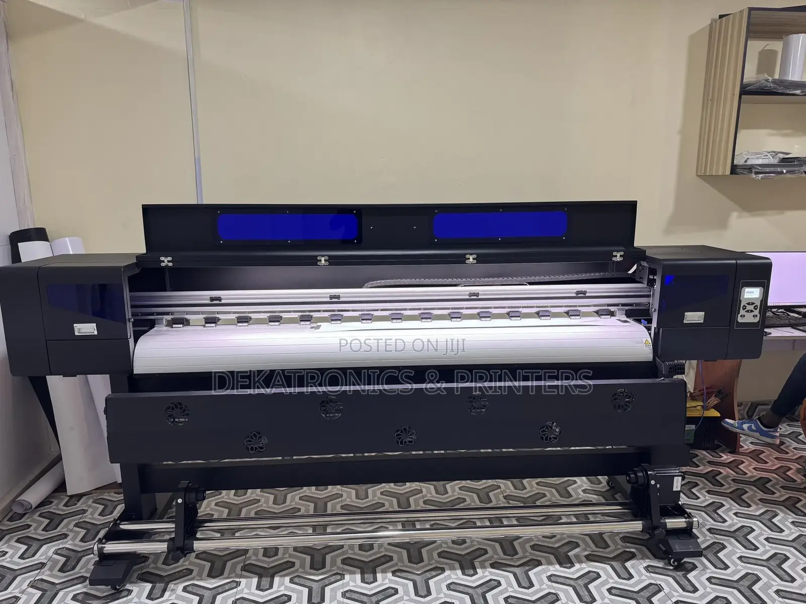 Large Format Eco-solvent 1.8m Printer