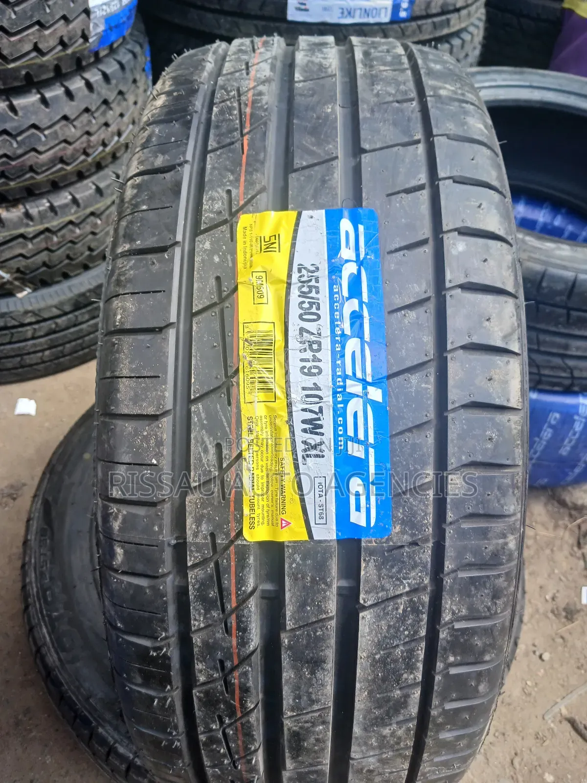Accelera Front BMW Tyres 255/50 R 19.