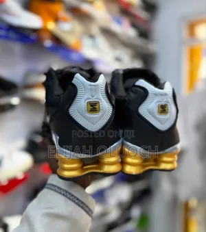 Nike Shox Tl
Size 39__________45.