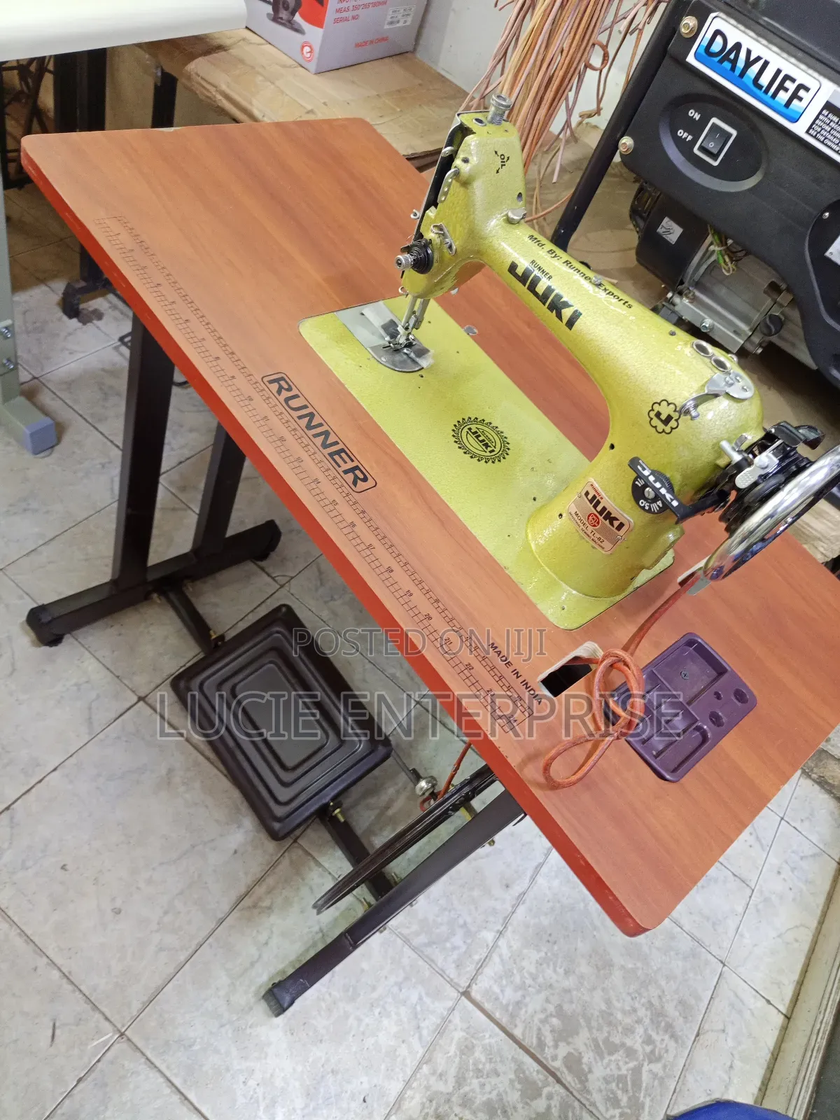 Complete Juki Sewing Machine / Industrial Sewing Machine