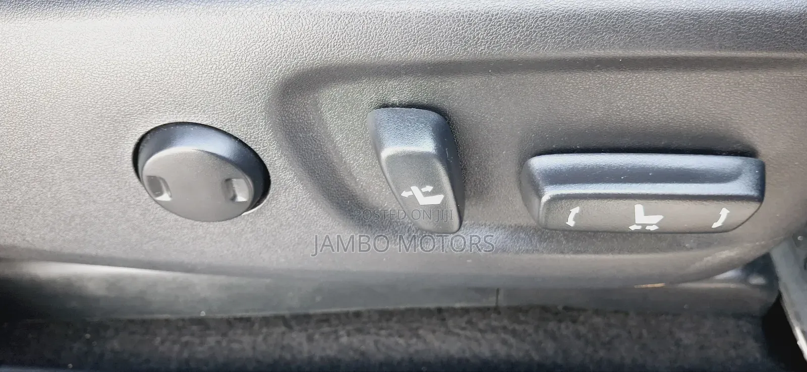 Toyota Land Cruiser Prado 2022 Silver