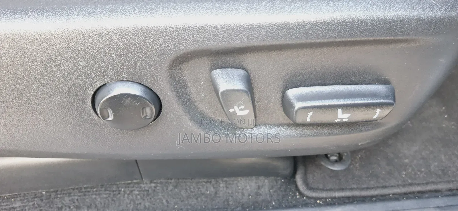 Toyota Land Cruiser Prado 2022 Silver