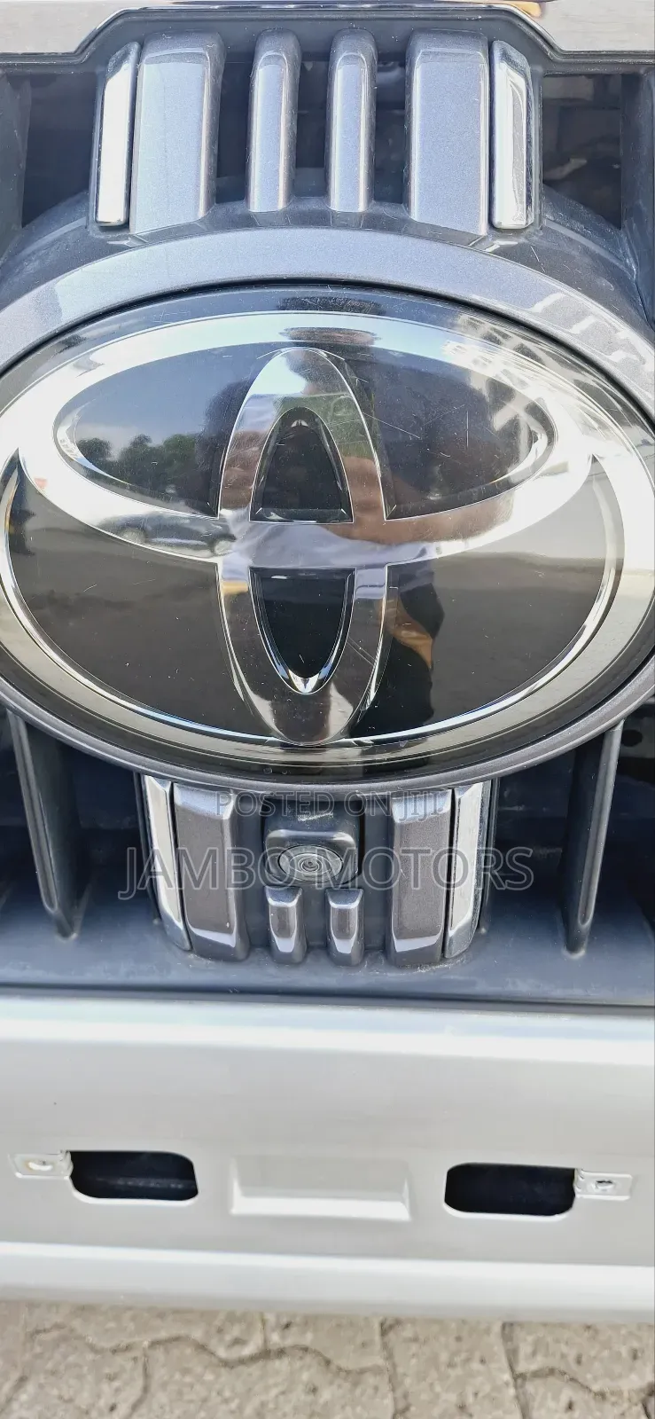 Toyota Land Cruiser Prado 2022 Silver