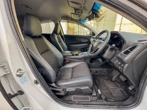 Honda Vezel 1.5 Hybrid 2WD 2018 White
