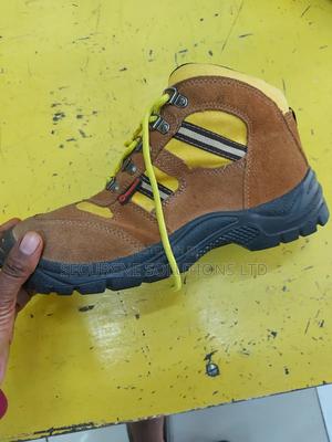Safety Boots From Size 38-45 - thumbnail 2