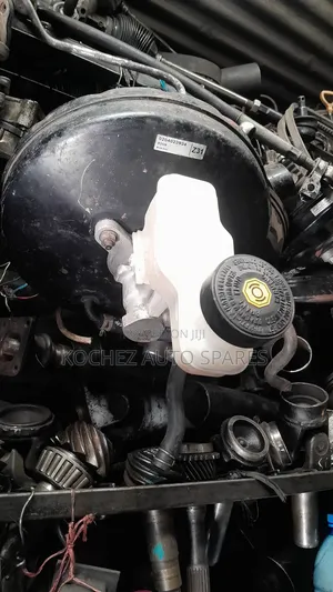 Brake Booster and Master Cylinder for Townace New Model