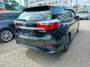 Honda Fit Shuttle 1.5 Hybrid 2WD 2018 Black