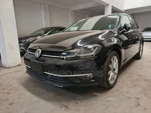 Volkswagen Golf TSI S FWD 2018 Black