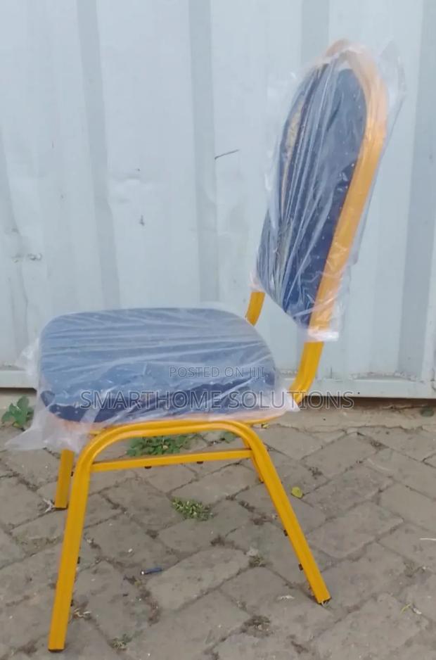 Comfortable Conference Chair - main view