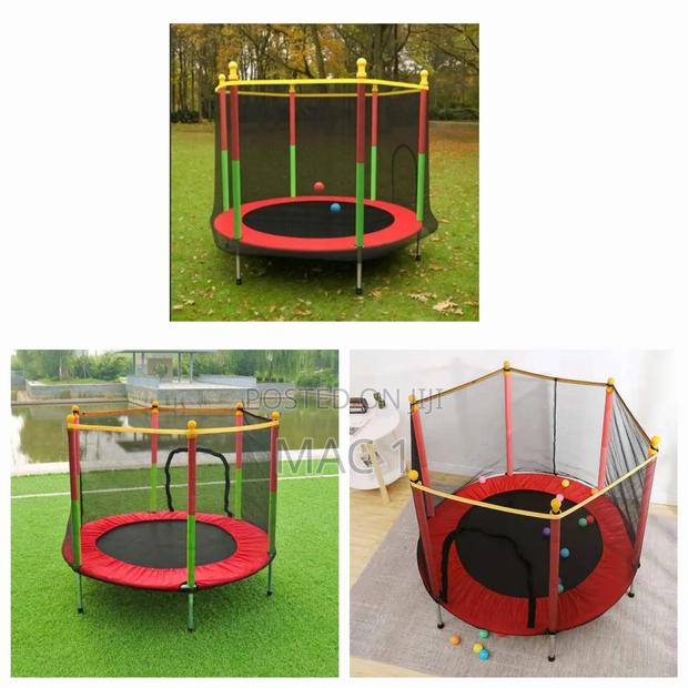 5 Ft Trampoline Kids Bouncing - main view