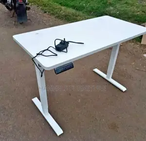 Electric Adjustable Metallic Base Table