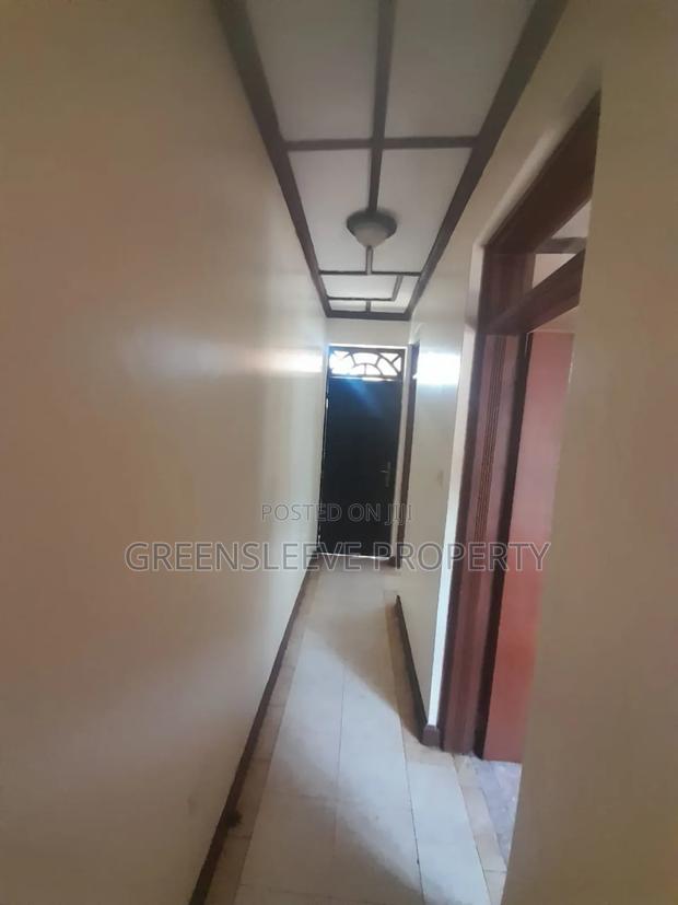 Commercial House - thumbnail 10