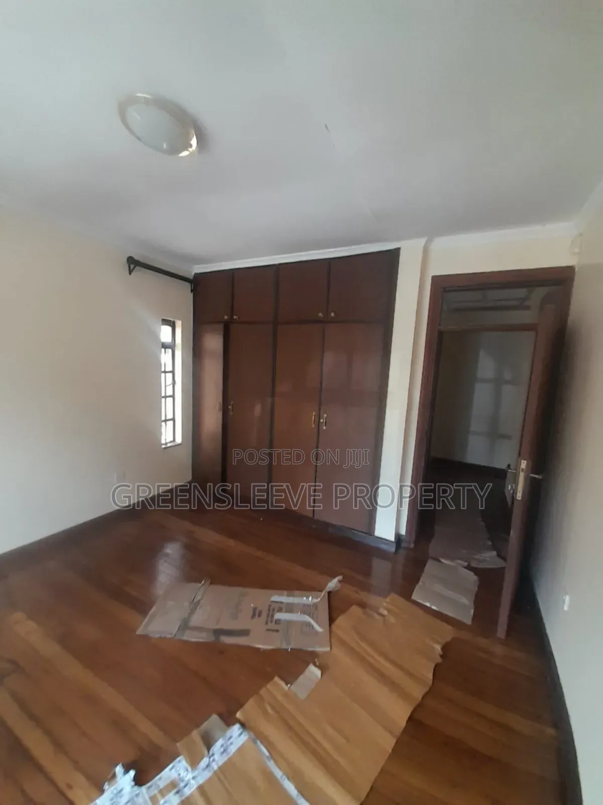 Commercial House