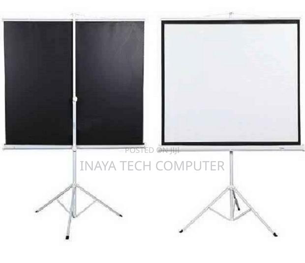 Lightwave Tripod Projector Screen 180cm by 180cm