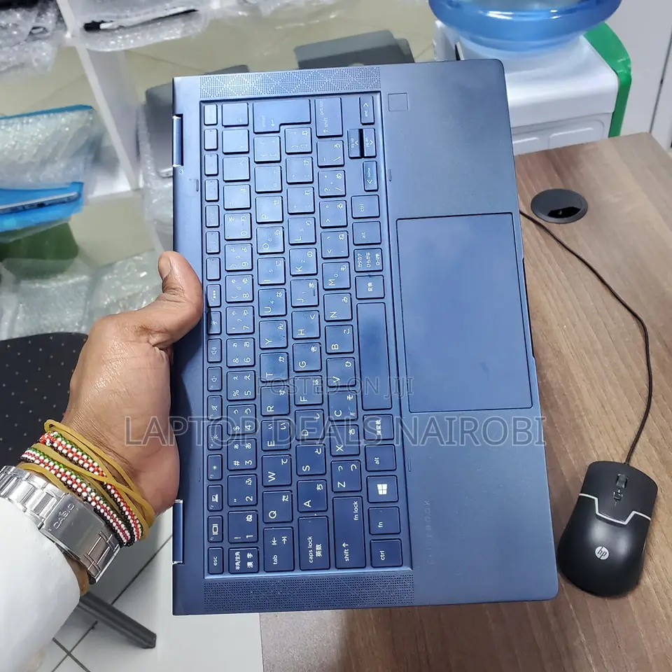 Laptop HP Dragonfly G1 16GB Intel Core I5 SSD 512GB