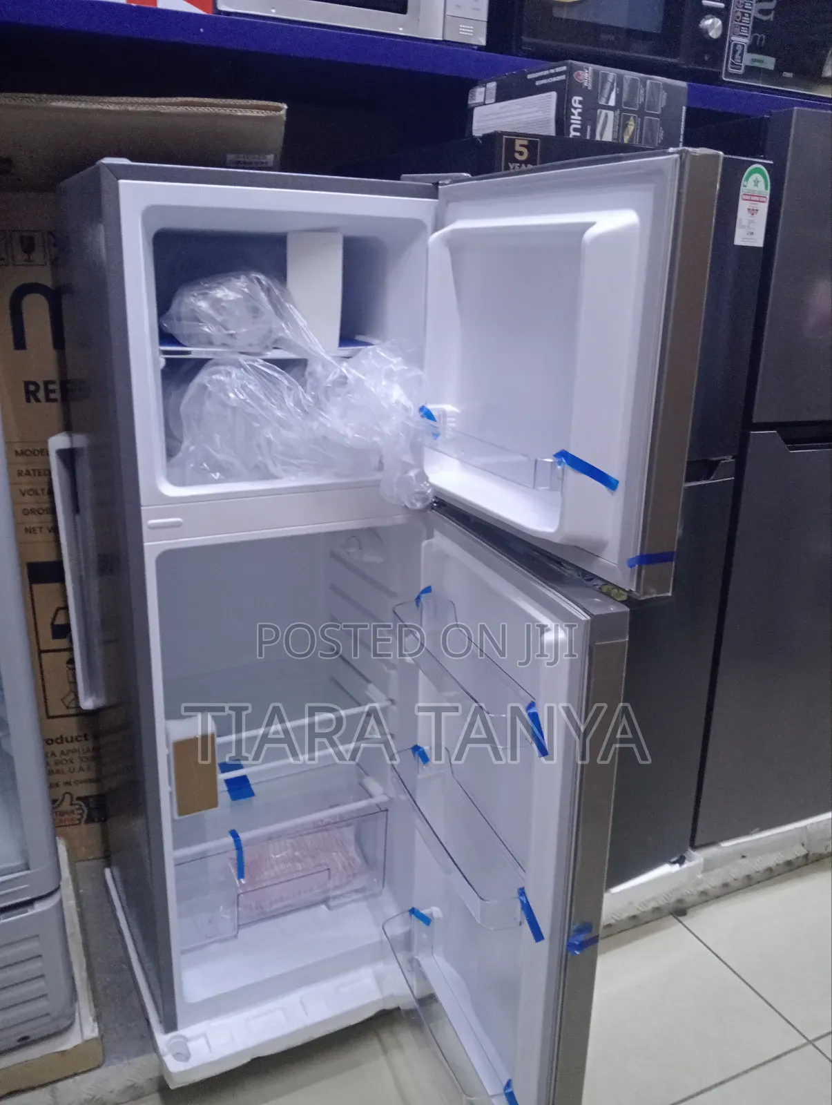 Mika 138l Double Door Fridge