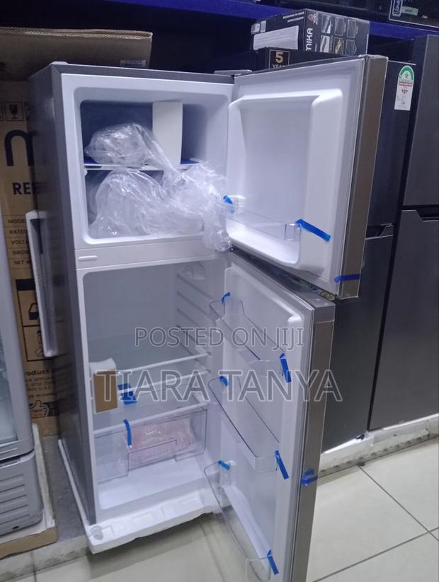 Mika 138l Double Door Fridge - thumbnail 2