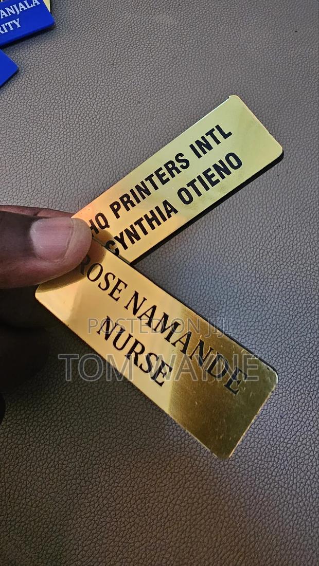 Golden Office Name Tags - main view