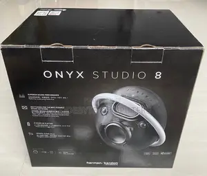 Onyx Studio 8