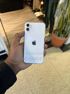 Apple iPhone 11 128 GB White