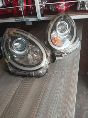 Toyota Passo Moda 2018 Headlight