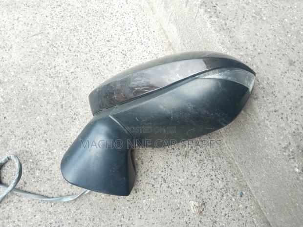 Toyota Spade/Porte 2015 Sidemirror - main view