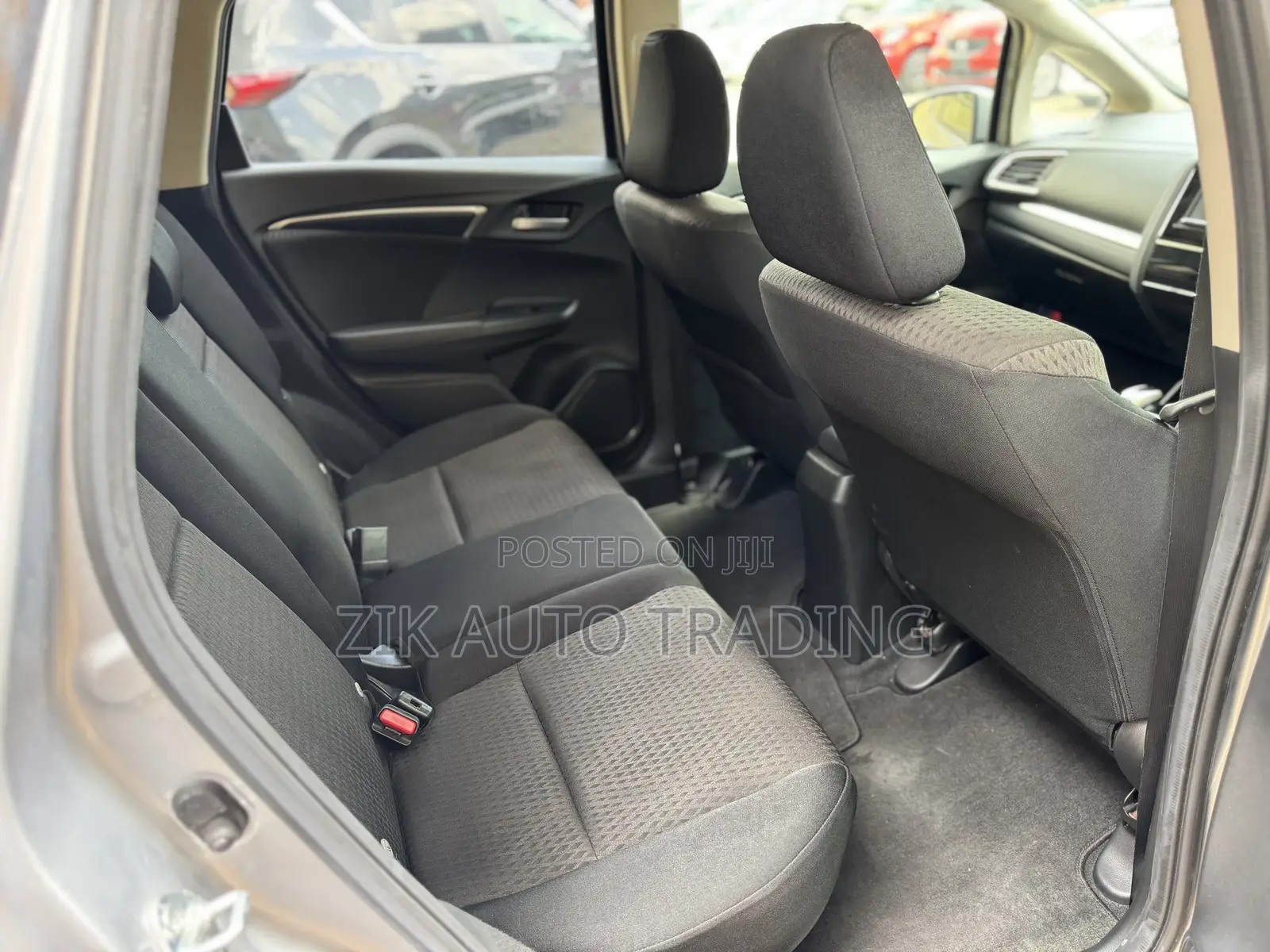 Honda Fit 2018 Silver