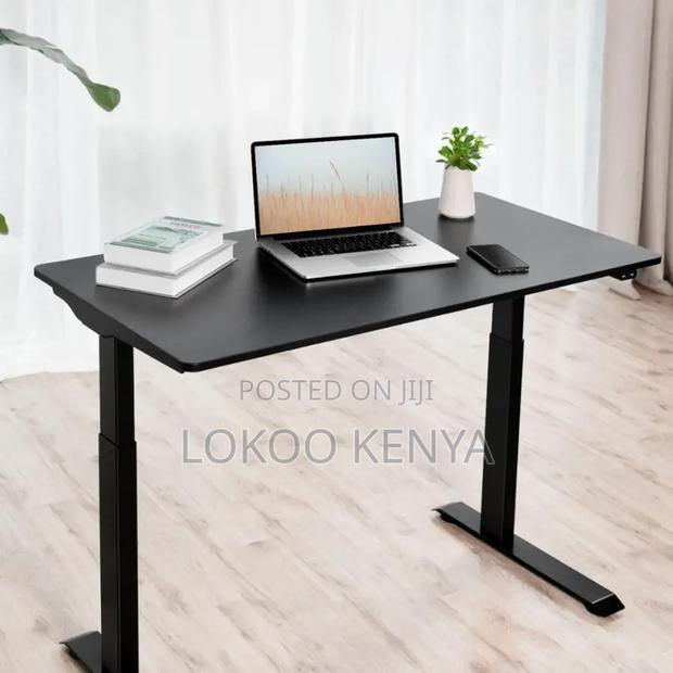 Office Desk : Portable Sit and Stand Electronic Height Desk
