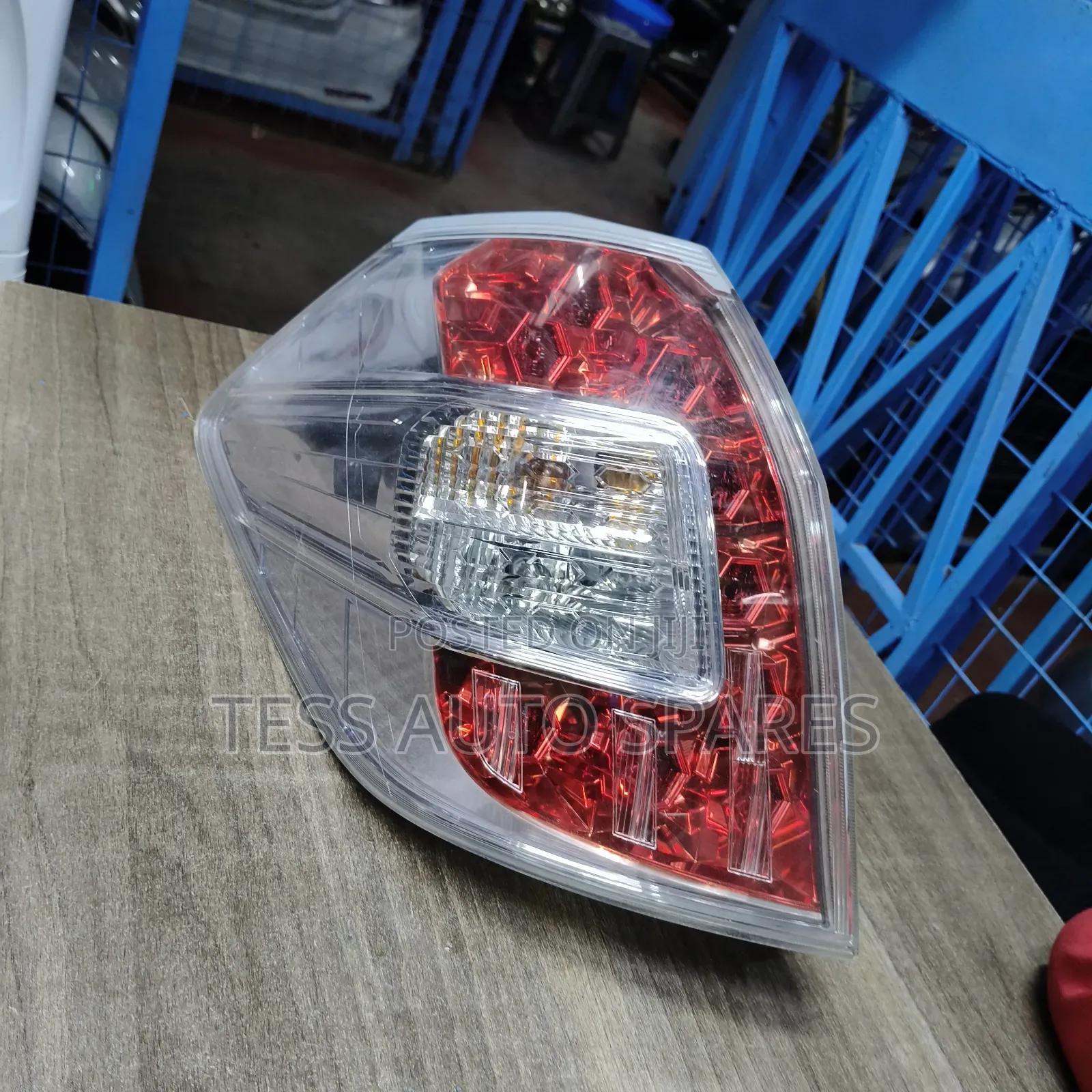 Honda Fit Shuttle Backlight 2012