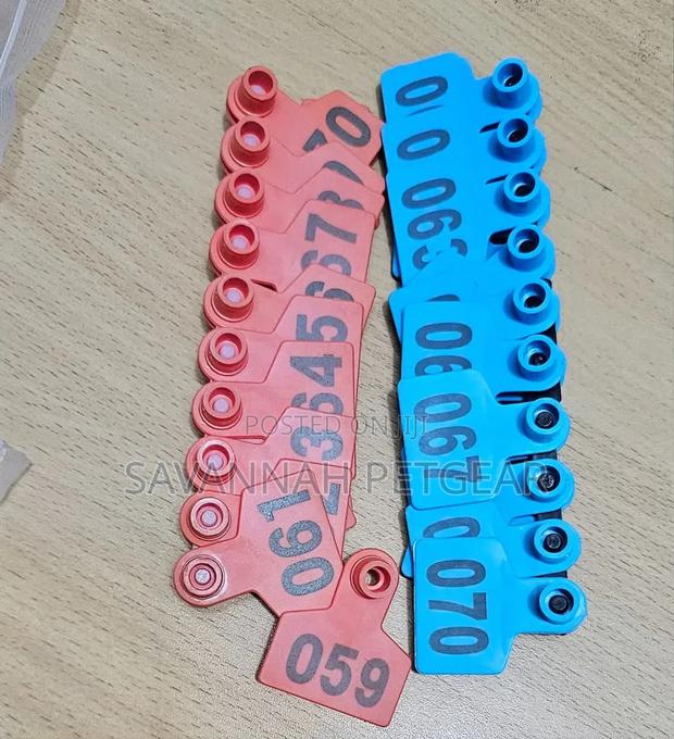 Numbered Cow and Goat Sheep Ear Tags - Broad Size