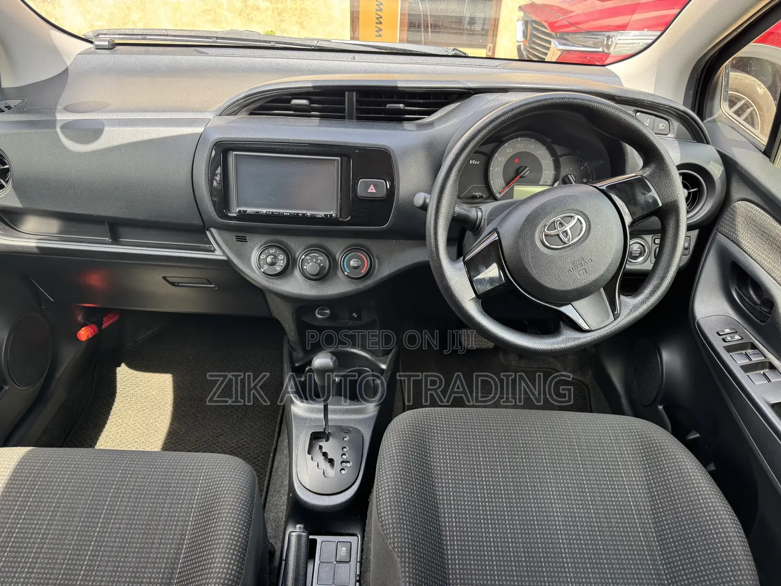 Toyota Vitz 1.0 FWD 5dr 2018 Black