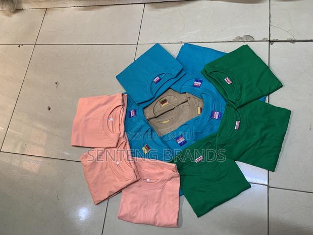 Plain Tshirts - thumbnail 3