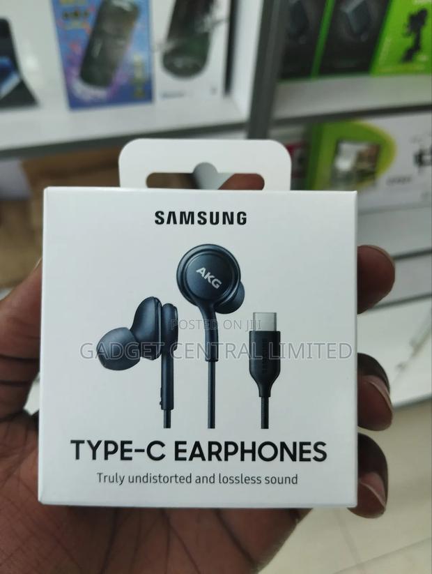 Samsung Type C Earphones - main view