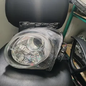 Nissan Juke Headlight Xenon With Focus