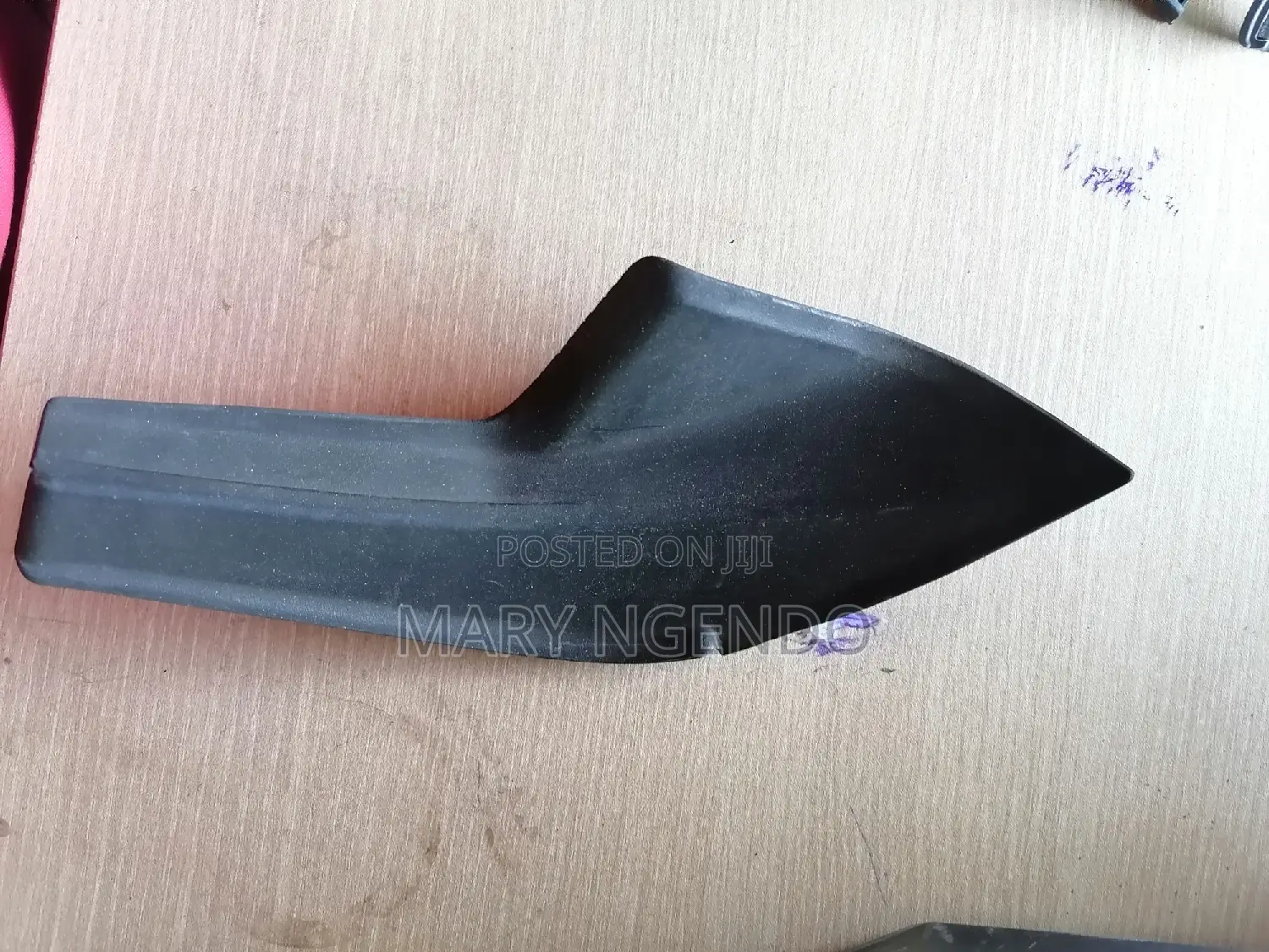 Windscreen Finisher for Toyota Noah New Shape