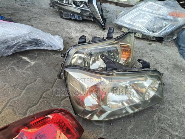 Toyota Klugger 2005 Xenon Headlights Available