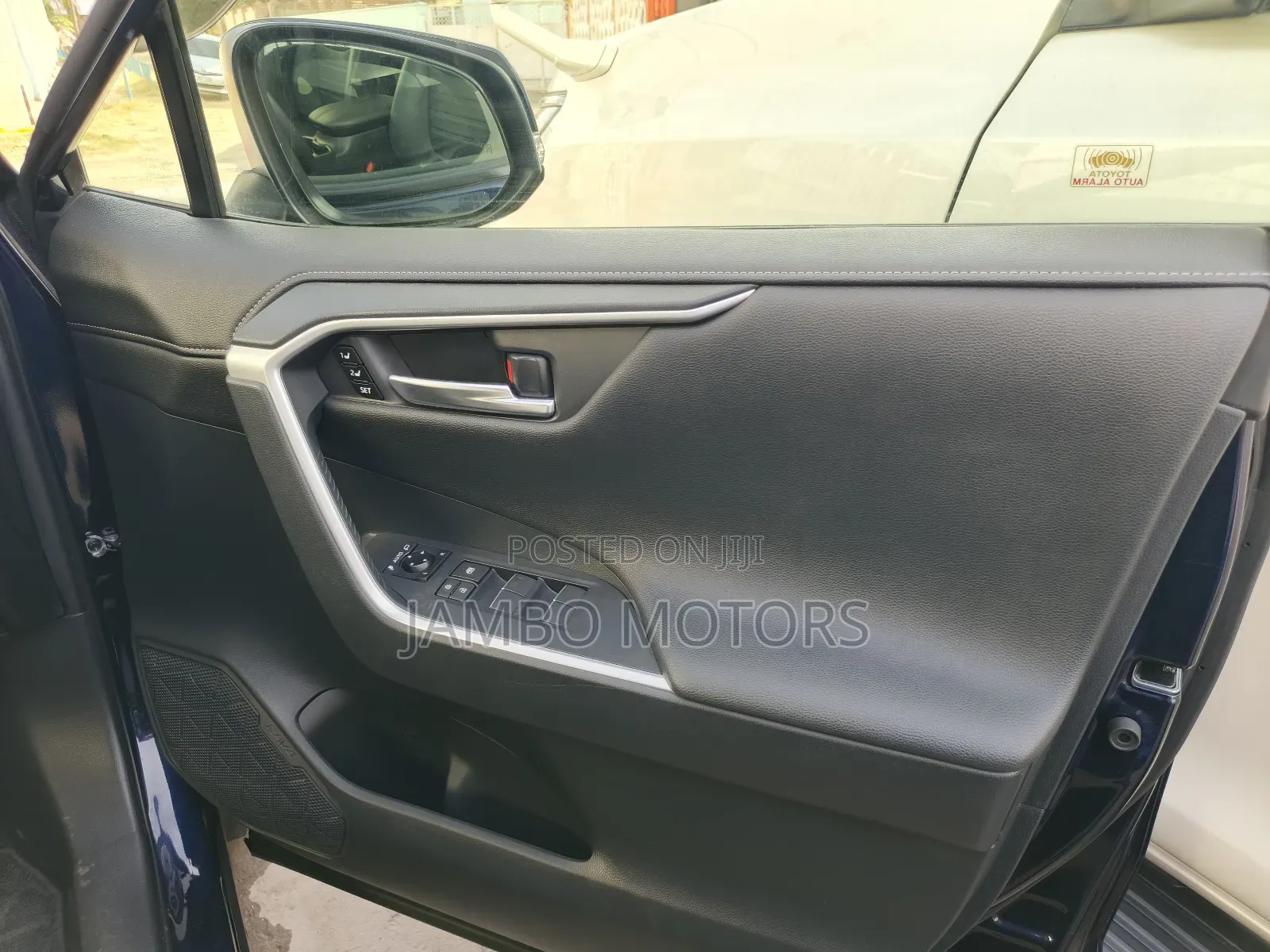 Toyota RAV4 Adventure AWD 2020 Blue