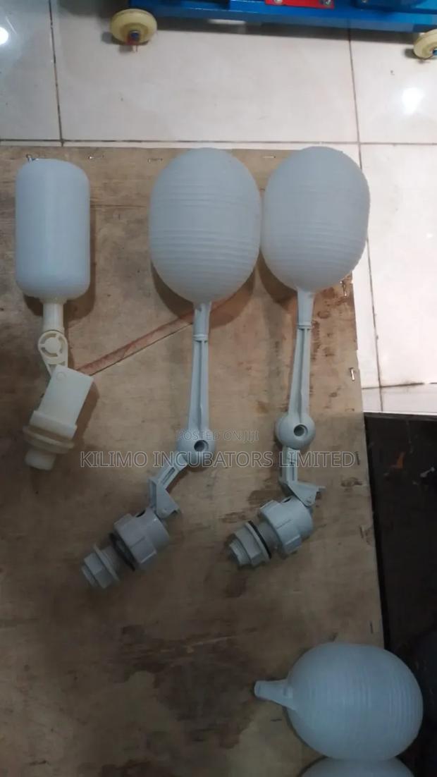 Cage and Incubator Ball Valve - main view