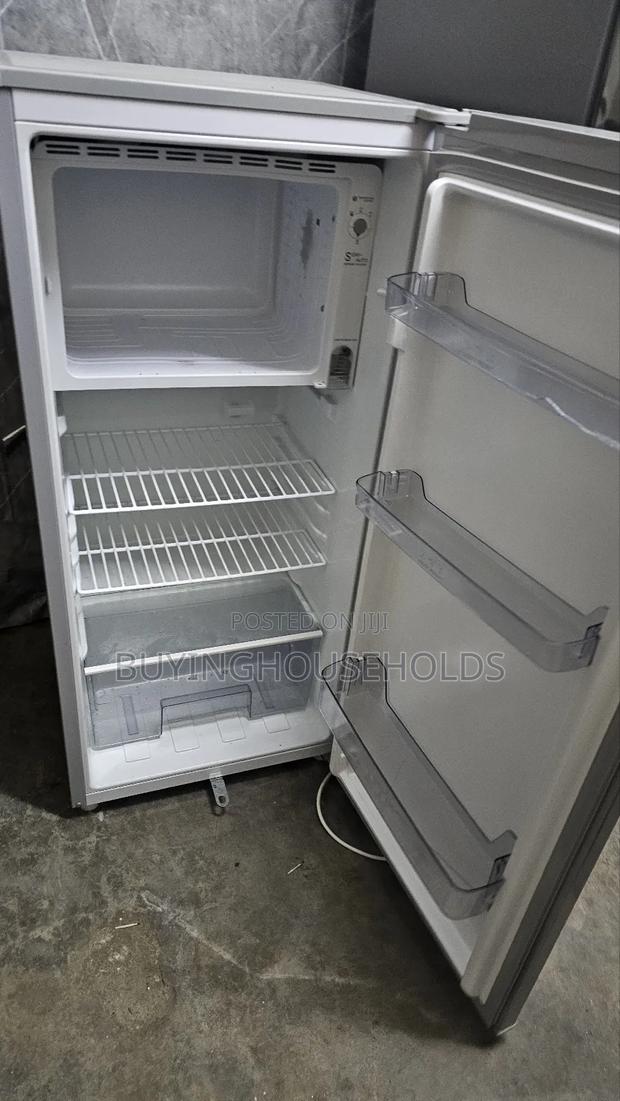 Armco 190l Fridge - thumbnail 3