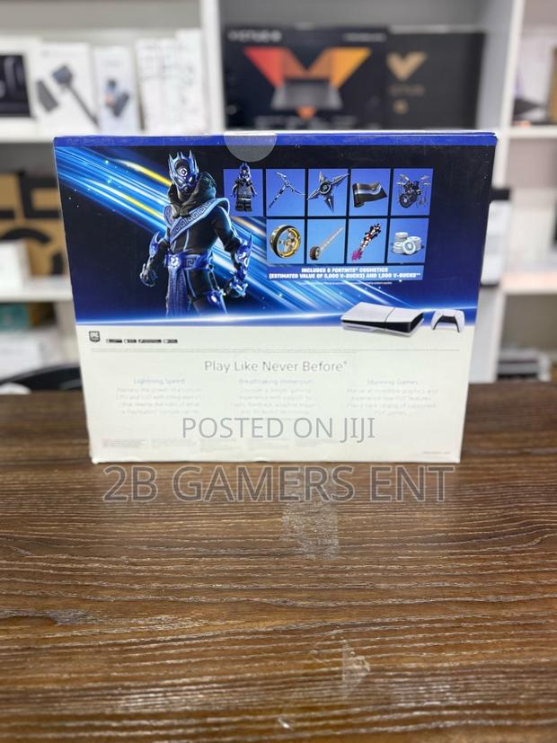 Slim New Ps5 Fortnite Bundle - thumbnail 3