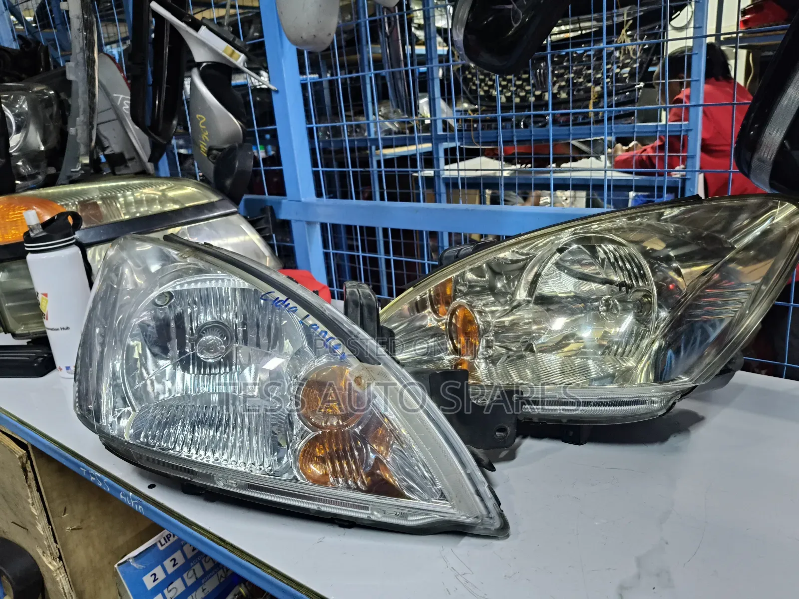 Mitsubishi Lancer Cedia Headlights Available
